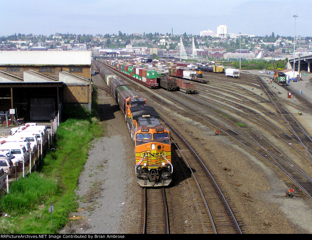 BNSF 5409 North